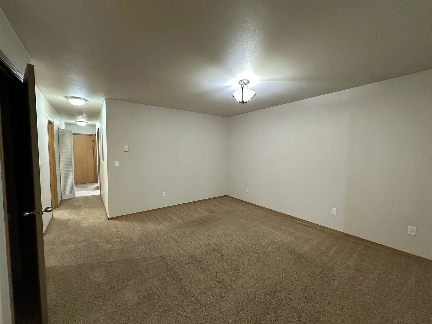 3 Bed, 2 Bath close to Downtown Ferndale — Photo 4