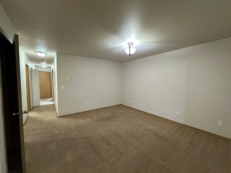 5752 Legoe Ave #202 — Photo 4
