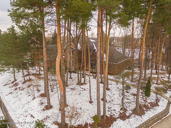 2nd image of 2363 Pine Hollow Dr