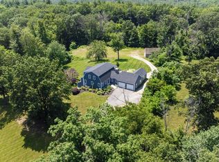 22 Fox Run, Bedford, NH 03110