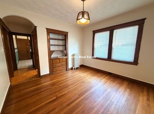 51 Dearborn St #1B, Medford, MA 02155