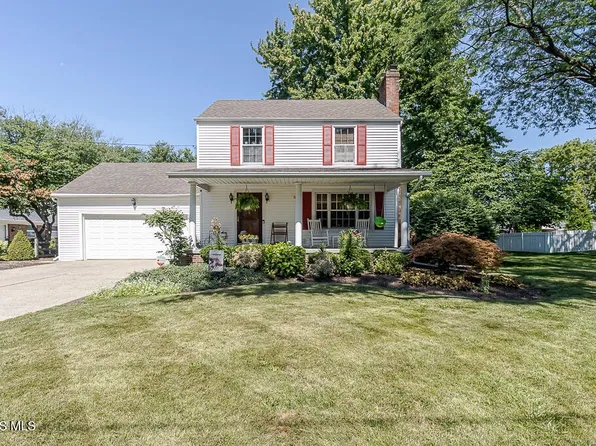 833 River Rd, Maumee, OH 43537