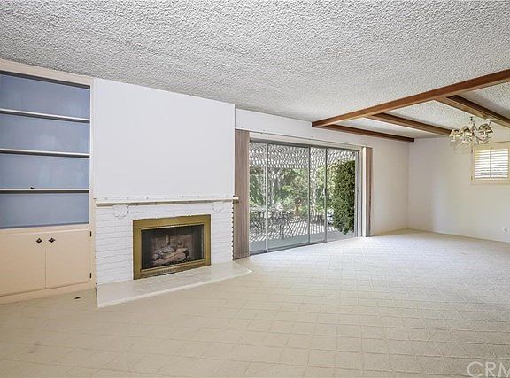4th image of 23323 Grant Ave