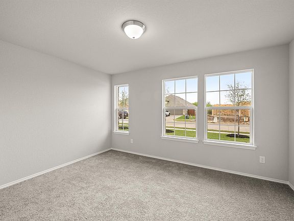 2nd image of 1220 Alderwood Ln