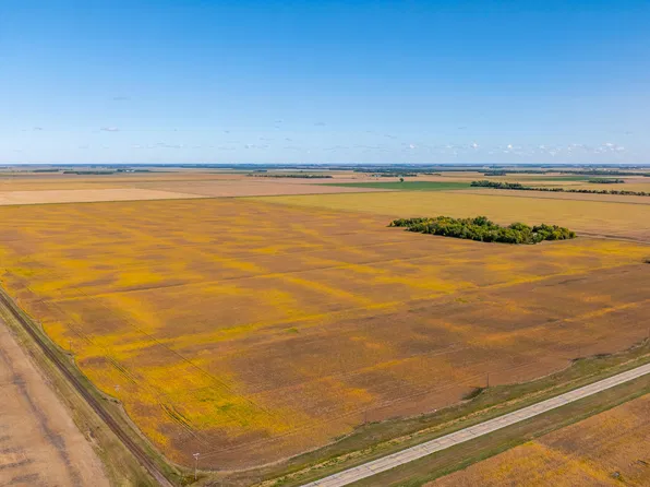 18 Saint E, Gardner, ND 58036