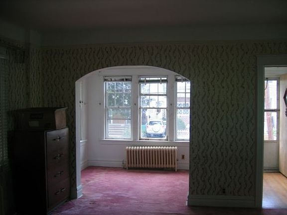 5th image of 96 Hyatt Ave