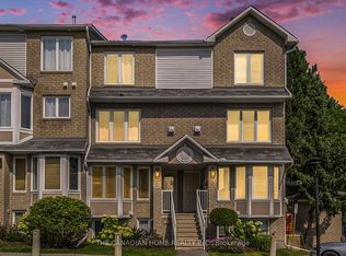 1672 Locksley Ln, Ottawa, ON K1J1B6