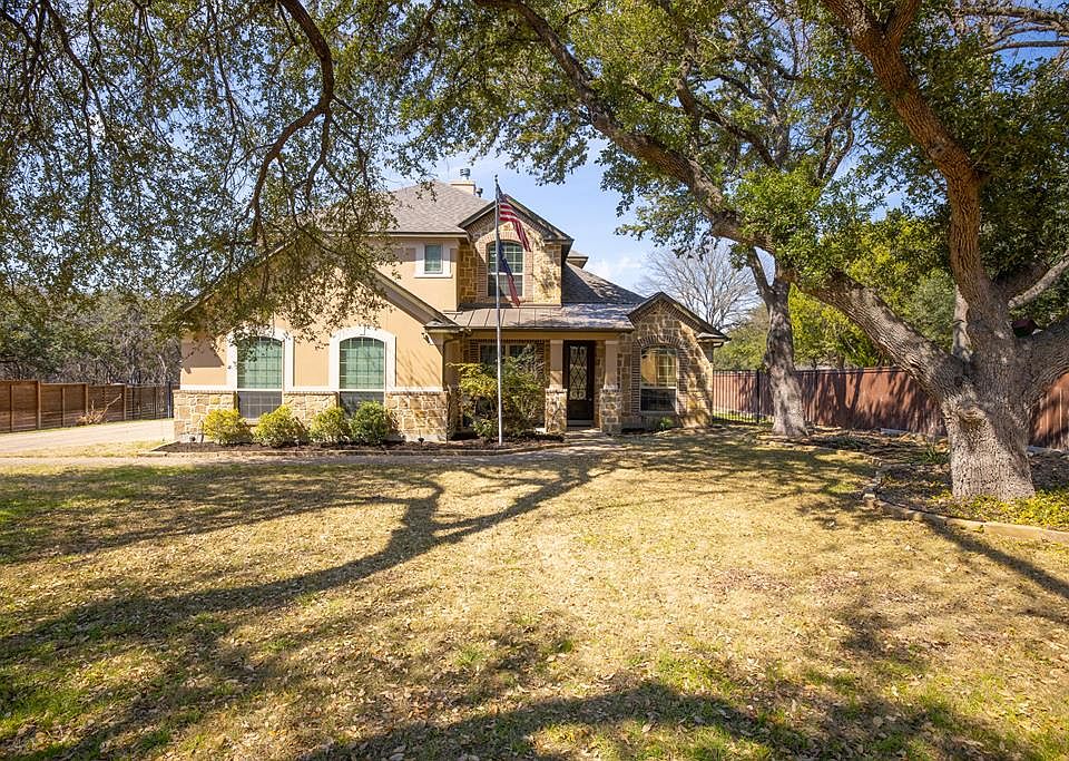 1st image of 19531 Creekview Oaks