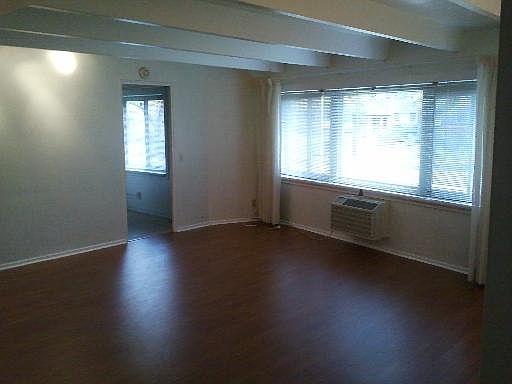 3rd image of 1908 W Hood Ave APT 1A