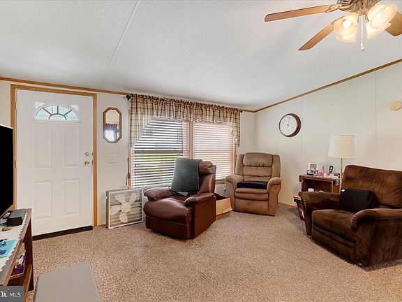 5th image of 123 White Tail Ln