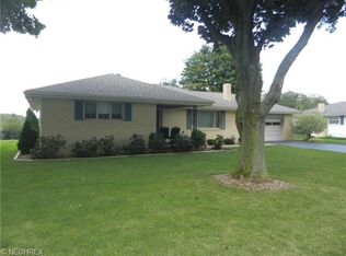 15354 Summit Dr, East Liverpool, OH 43920