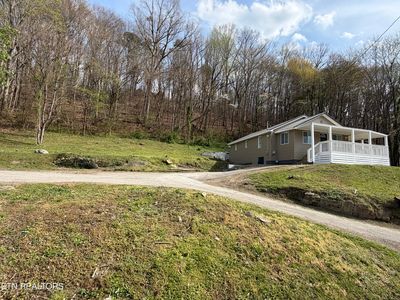 717 Cherry St, La Follette, TN, 37766