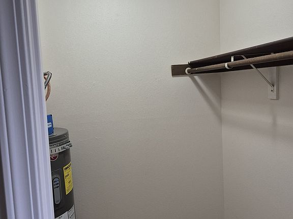 5th image of 2101 NE Kane Dr #2133