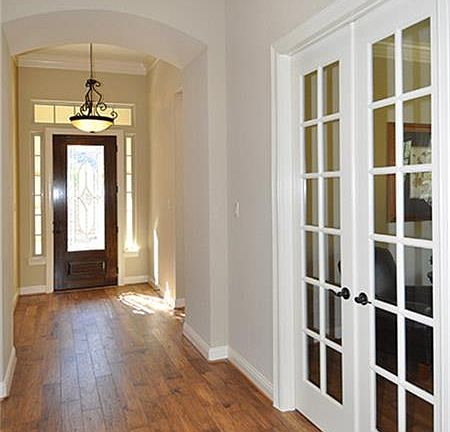 4th image of 1215 Belgravia Way