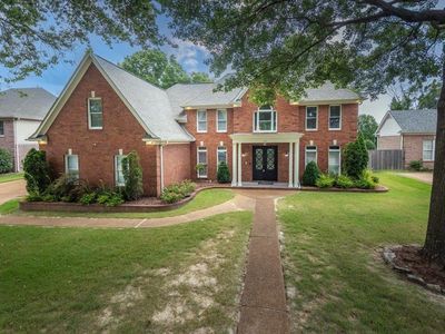 566 Green Oaks Ln, Collierville, TN, 38017