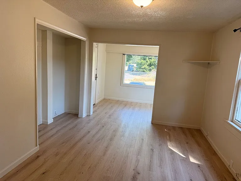 1018 Washington St #2 — Photo 3
