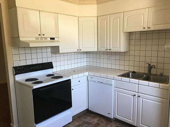 4th image of 543 Troy Dr APT 4
