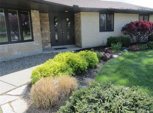 2458 E Whipp Rd, Dayton, OH 45440