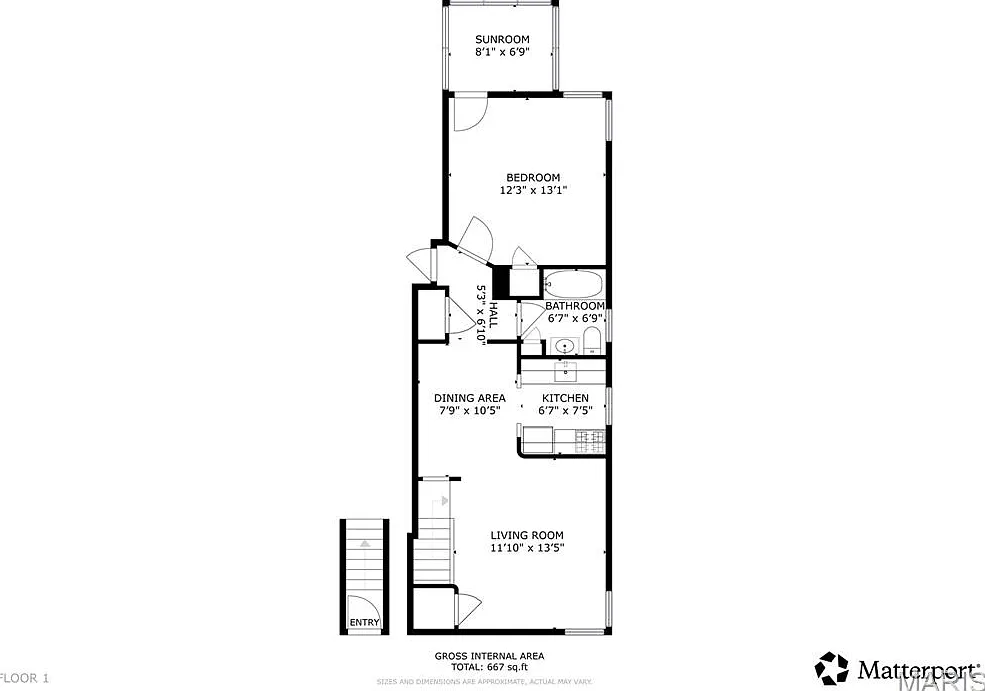 1 bed, 1.0 bath, 748 sqft, $968 — Photo 2