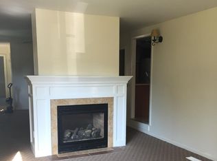 16 Carefree Ln, Chaplin, CT 06235