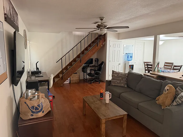 6189 S Alameda Rd #3 — Photo 5