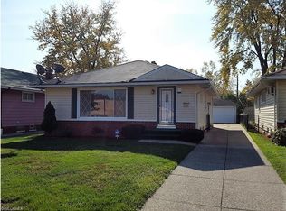 18800 McCracken Rd, Maple Heights, OH 44137