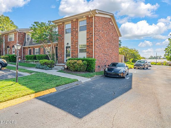 2nd image of 6525 Deane Hill Dr APT 19