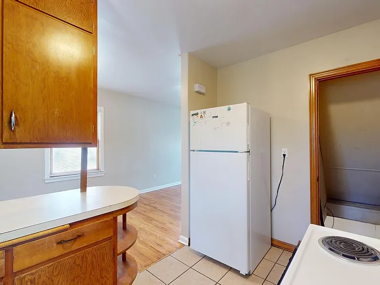 2633 Hunt St — Photo 4