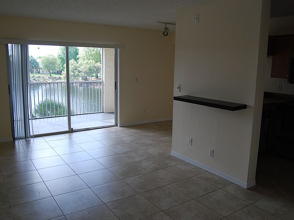 3rd image of 4555 NW 99th Ave APT 202