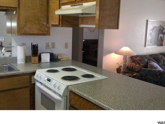 4th image of 276 Lake Havasu Ave S #B
