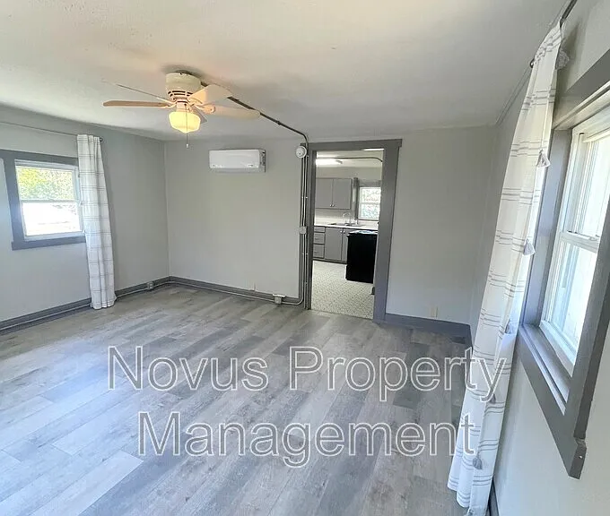 107 Parson St #B — Photo 10