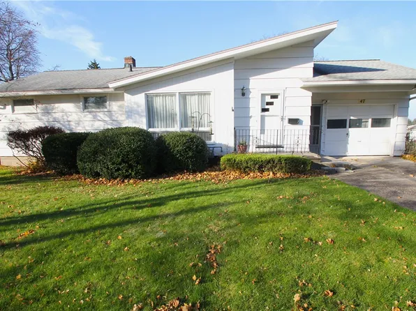 47 Kirk Rd, Rochester, NY 14612
