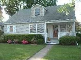 105 E Maplewood Ave, Mechanicsburg, PA 17055
