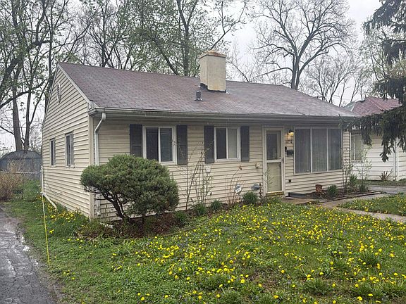 3rd image of 16792 Artesian Ave