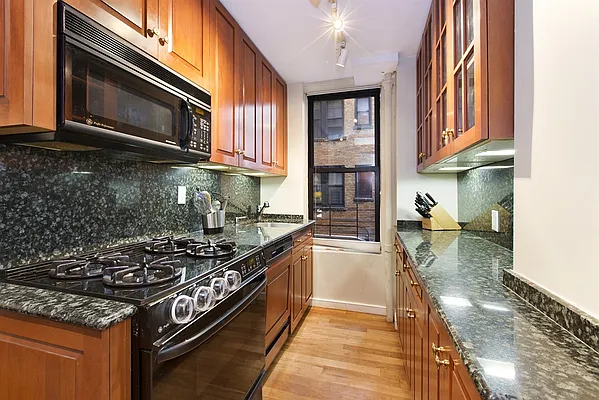 Sold by Corcoran | media 2