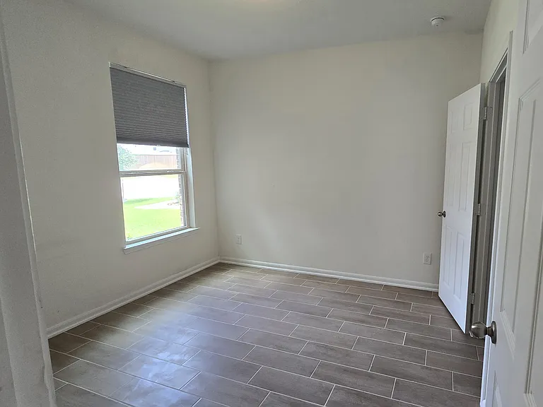 610 Willow Briar Dr — Photo 30
