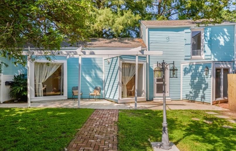 1st image of 2038 Cambronne St