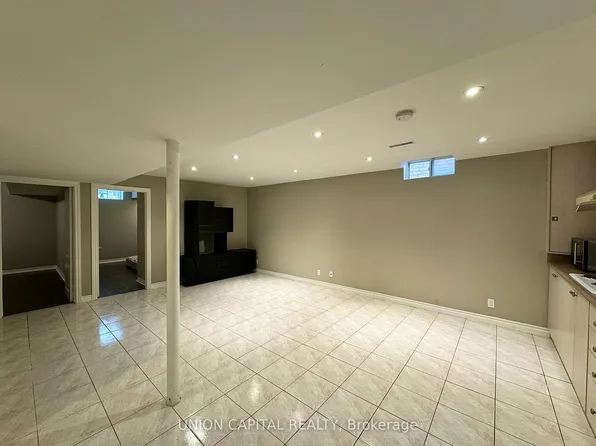 73 Manston Cres #Basement, Markham, ON L3R 0V2