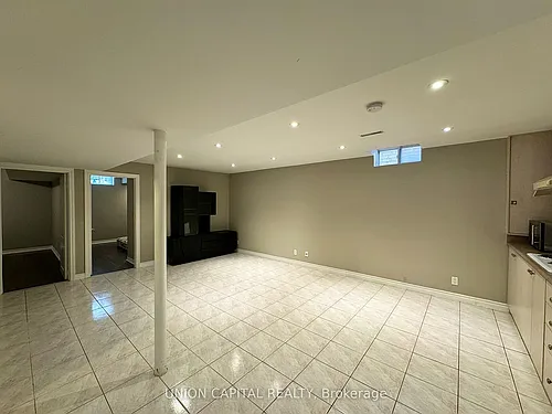 73 Manston Cres #BASEMENT Photo 1 73 Manston Cres #BASEMENT Photo 1