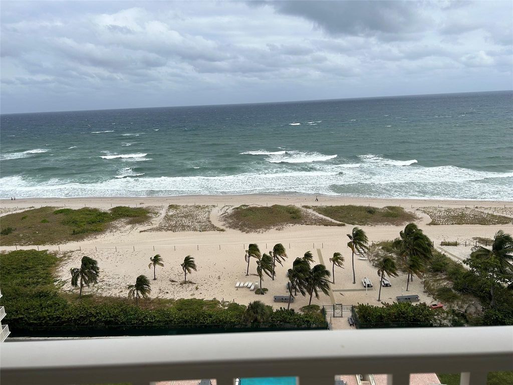 750 N Ocean Boulevard #1409, photo 2