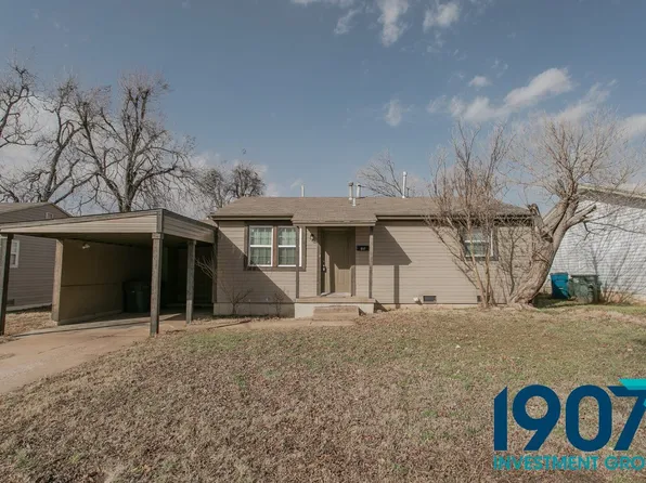 217 W 9th St, Edmond, OK 73003