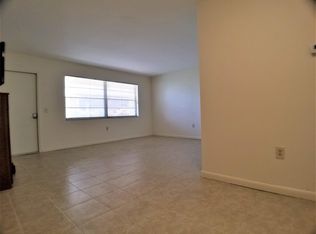 911 Washington Ave APT 102, Largo, FL 33770