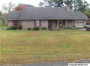 132 Ohara Dr, Albertville, AL 35950