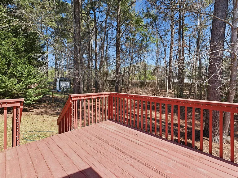 109 Holly Mountain Rd — Photo 27
