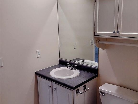 3rd image of 775 Gregory Ct #775