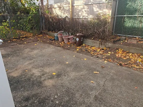 4082 Bedford Avenue image 14 of 20