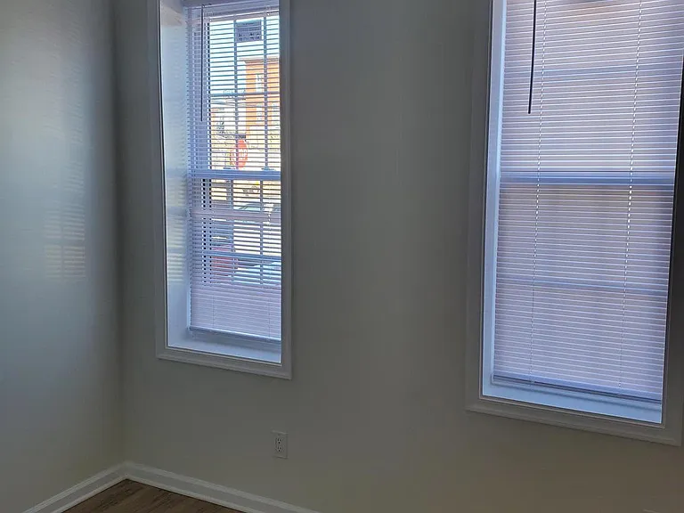 604 E Indiana Ave #1 — Photo 2