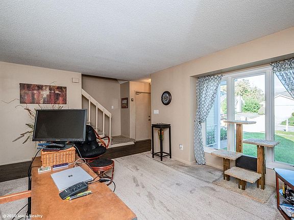 5th image of 609 55th St