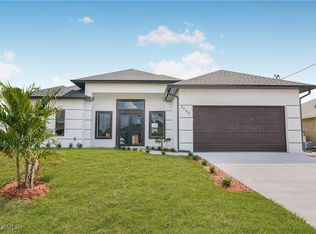 2703 37th St SW, Lehigh Acres, FL 33976