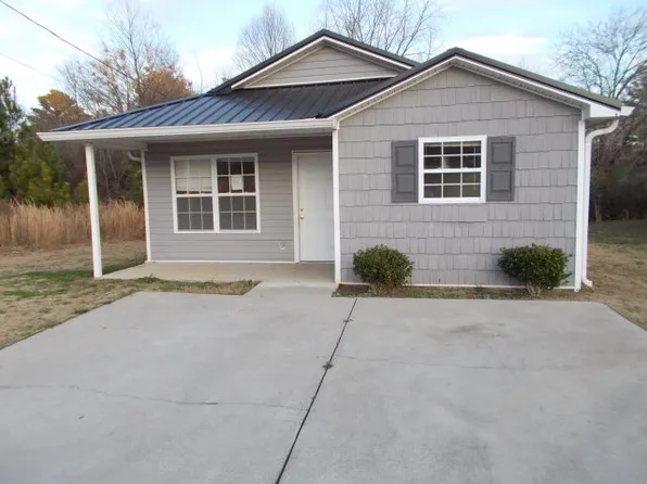 206 Avalon Dr, Carrollton, GA 30117